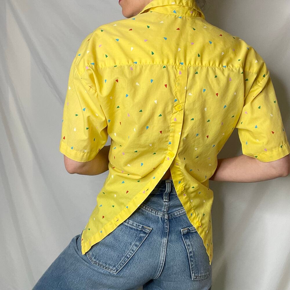 Vintage 80s 90s heart print yellow button-down shirt blouse oversized hearts S - Picture 15 of 17